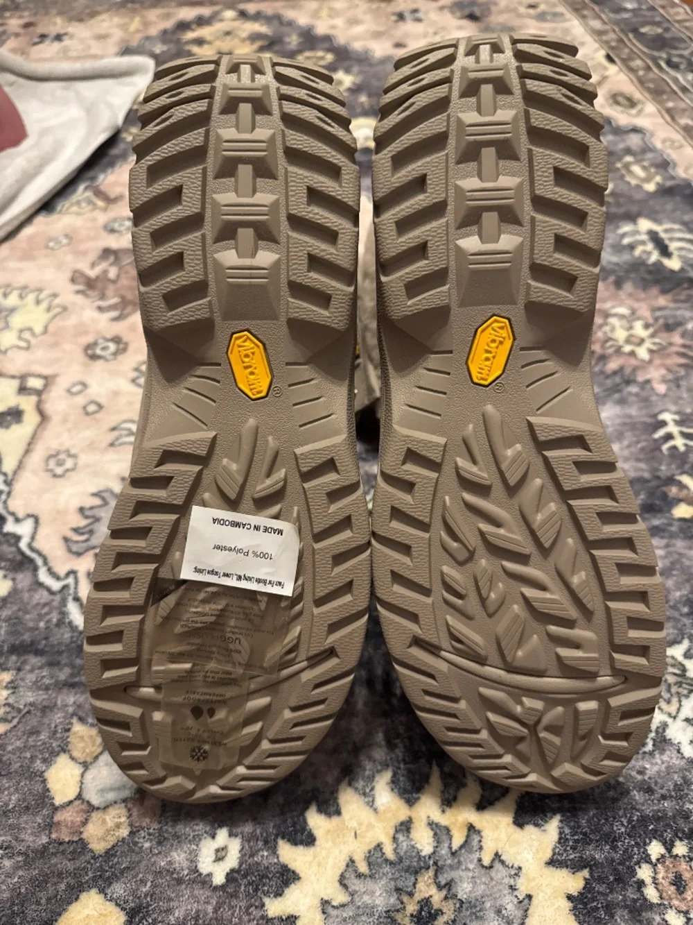 Ugg winter boots